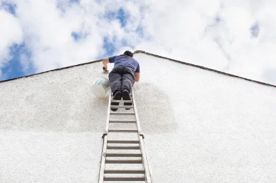Peinture extérieure à Jons — façades et ravalement